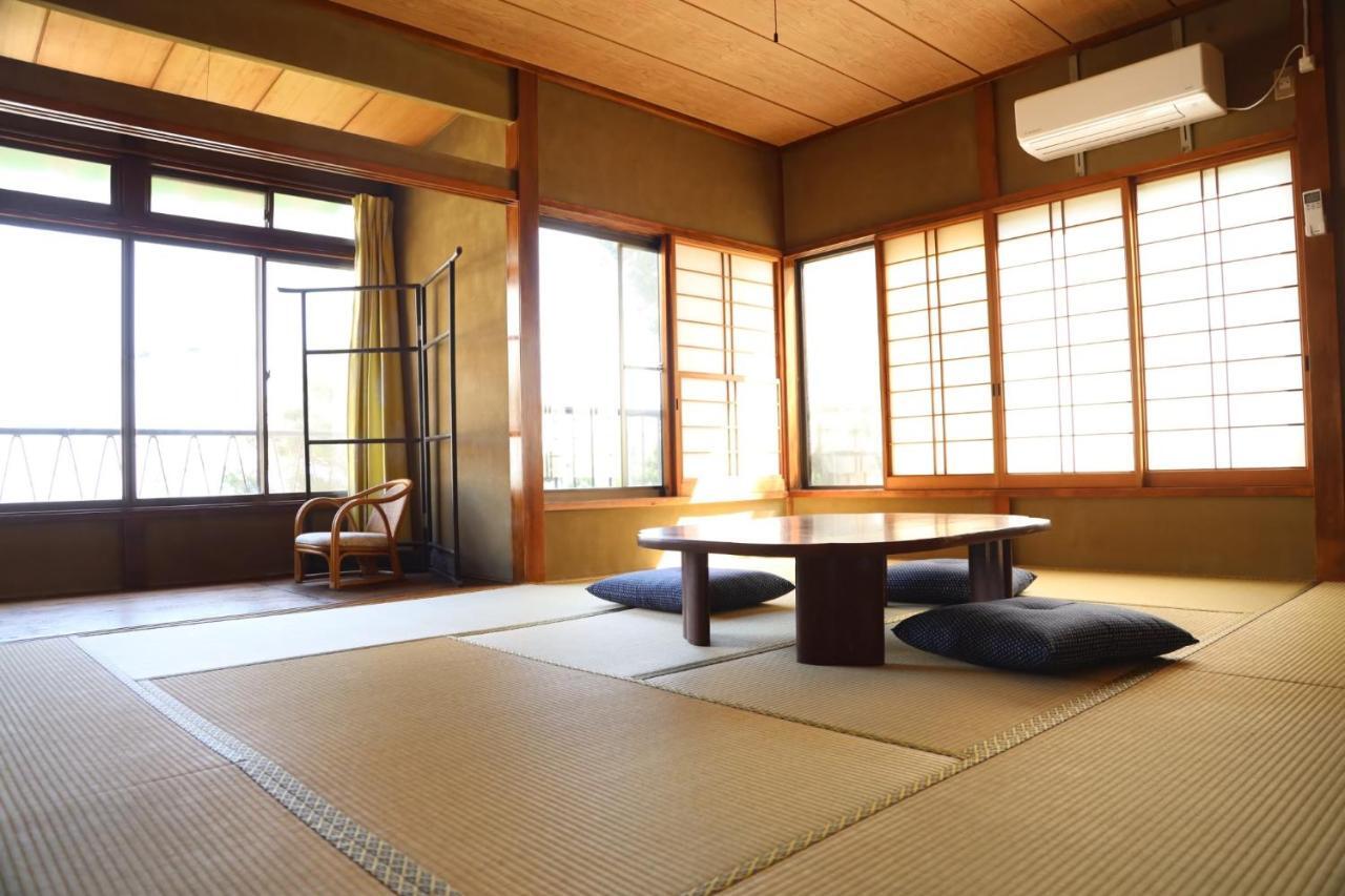 Guesthouse Nishihara Atami  Buitenkant foto